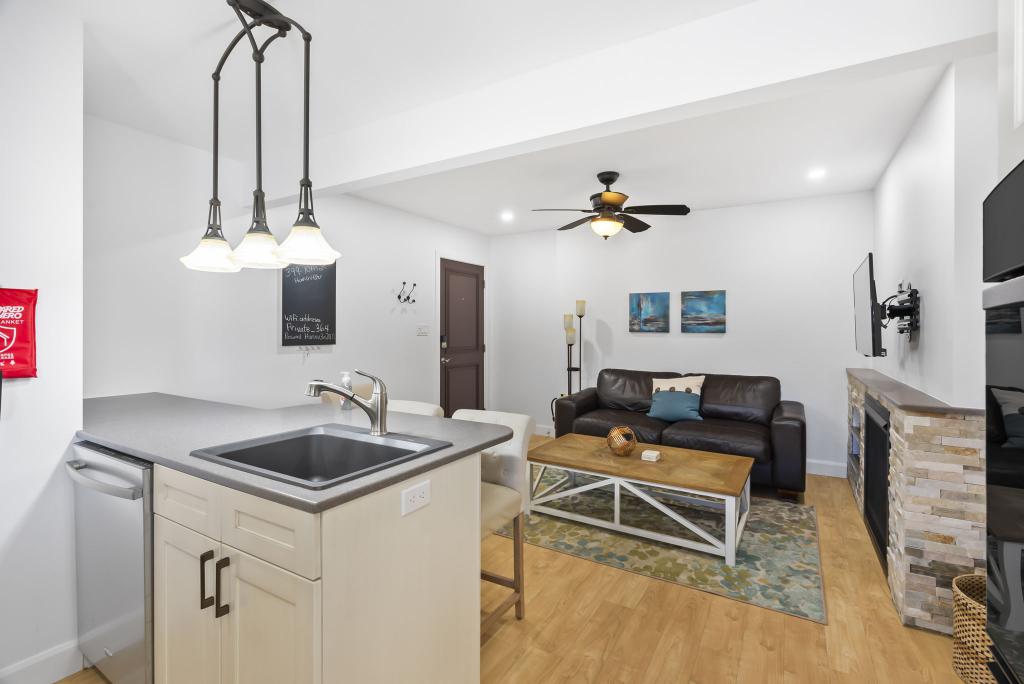Picture of Unit 4A - SUITE